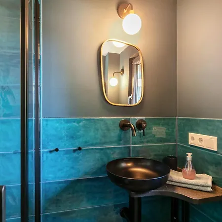 250m Zum Grimnitzsee Apartment *