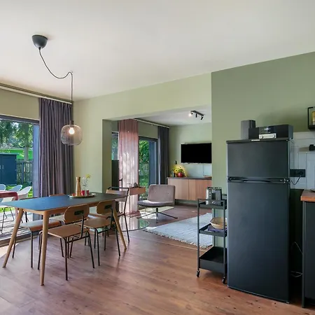 250m Zum Grimnitzsee Apartment