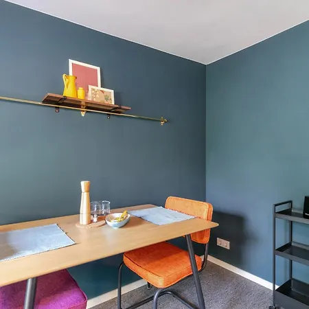 250m Zum Grimnitzsee Apartment *